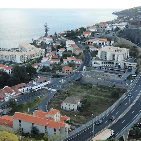 Welcoming House In Santa Cruz With Garden Of 269 M²