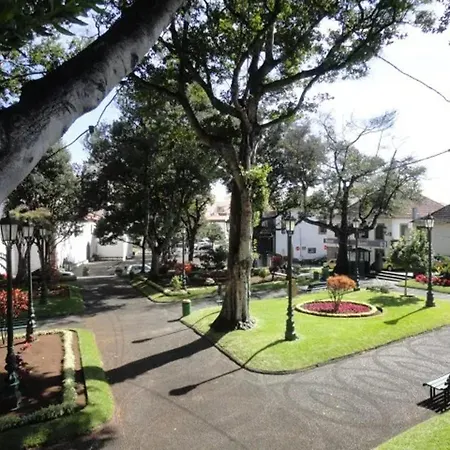 Welcoming House In Santa Cruz With Garden Of 269 M² 度假居