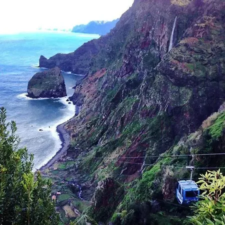 Welcoming House In Santa Cruz With Garden Of 269 M² بيت للعطل