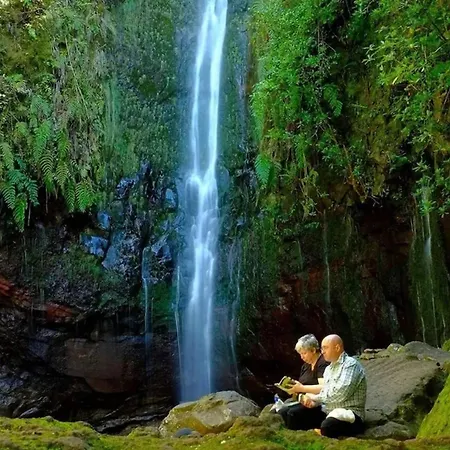 Welcoming House In Santa Cruz With Garden Of 269 M²