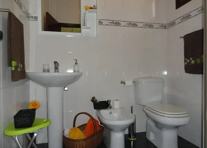 Welcoming House In Santa Cruz With Garden Of 269 M²