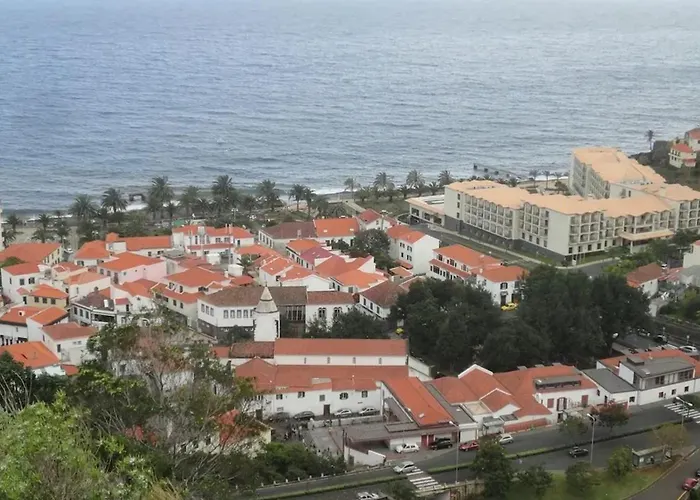 Welcoming House In Santa Cruz With Garden Of 269 M² Дом отдыха Санта-Крус