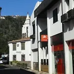 펜션 Welcoming House In With Garden Of 269 M² *