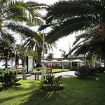 Welcoming House In With Garden Of 269 M² 펜션 *
