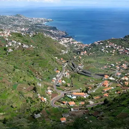 Welcoming House In Santa Cruz With Garden Of 269 M²