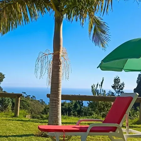 Welcoming House In With Garden Of 269 M² Santa Cruz (Madeira)