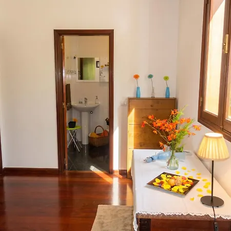 Welcoming House In With Garden Of 269 M² *