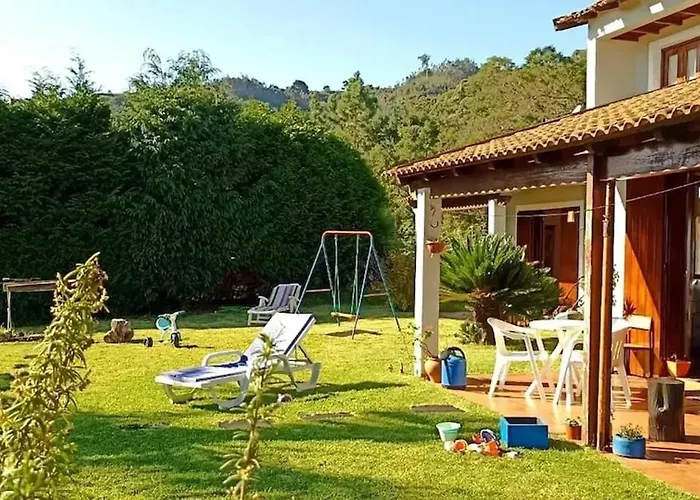 Welcoming House In Santa Cruz With Garden Of 269 M² 펜션