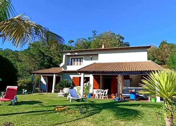 Welcoming House In Santa Cruz With Garden Of 269 M²