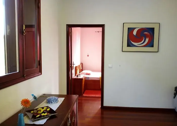 Welcoming House In Santa Cruz With Garden Of 269 M²