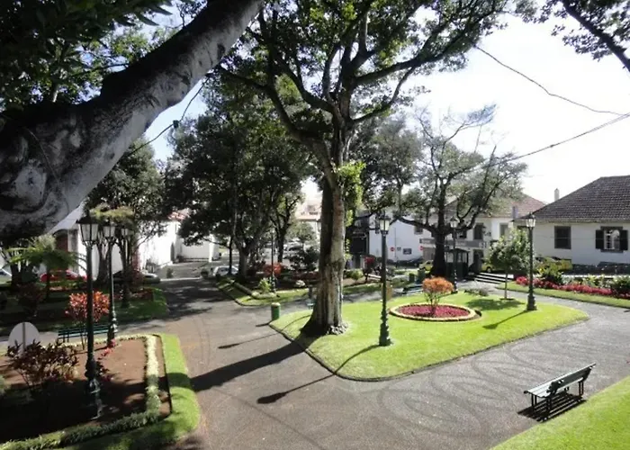 Welcoming House In Santa Cruz With Garden Of 269 M² 펜션