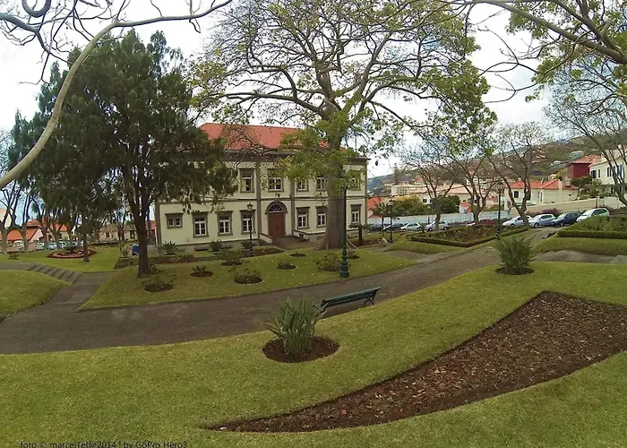 Welcoming House In Santa Cruz With Garden Of 269 M² *