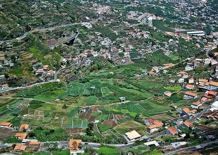 펜션 Welcoming House In Santa Cruz With Garden Of 269 M²