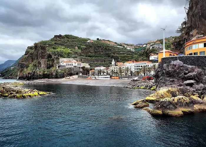 Welcoming House In Santa Cruz With Garden Of 269 M² Tatil Evi Santa Cruz (Madeira)