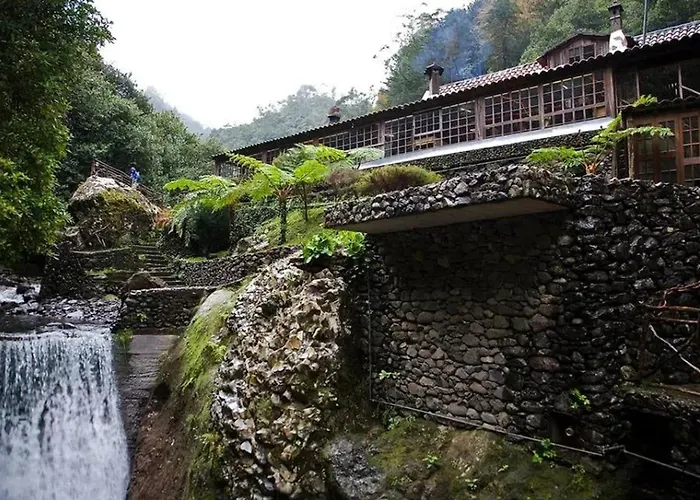 Welcoming House In Santa Cruz With Garden Of 269 M² 펜션