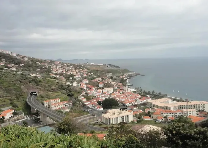 Welcoming House In Santa Cruz With Garden Of 269 M² Tatil Evi Santa Cruz (Madeira)